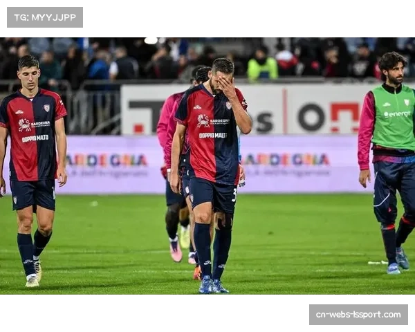 赛后述评:卡利亚里绝杀萨索洛,一场保级战暴露了两队防守组织的相同缺陷